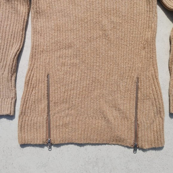 NWT ABERCROMBIE & FITCH Camel Beige Mock Neck Ribbed Wool Blend Zip Sweater. M - Picture 3 of 7